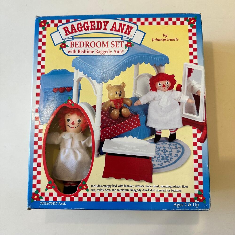 Vintage 1997 Raggedy Ann Bedroom Set: Canopy Bed, Doll, Teddy Bear (NIB)